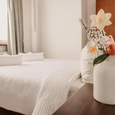 Riva Club I Boutique I Restaurant Hotel *