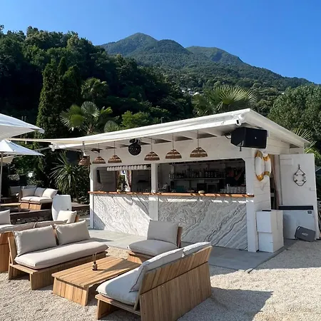 Riva Club I Boutique I Restaurant *