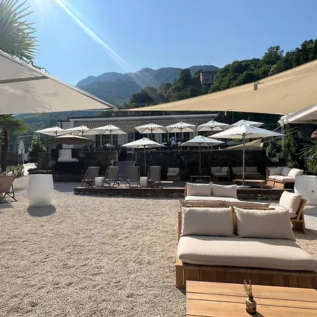 Riva Club I Boutique I Restaurant Hotel *