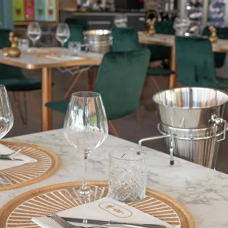Hotel Riva Club I Boutique I Restaurant
