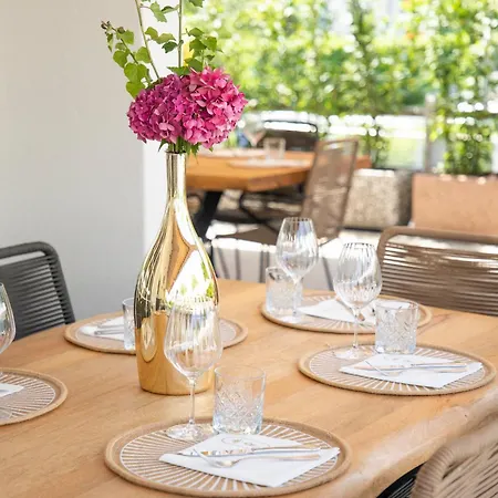 Riva Club I Boutique I Restaurant Hotel Gambarogno