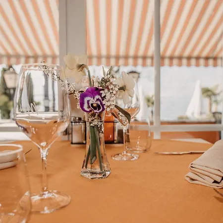 Riva Club I Boutique I Restaurant فندق *